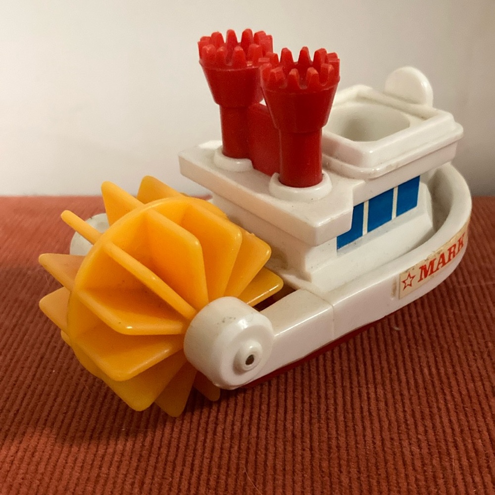Disneyland Vintage Mark Twain Paddleboat toy